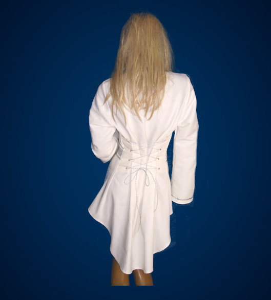 Tunika Schleppe3.jpg